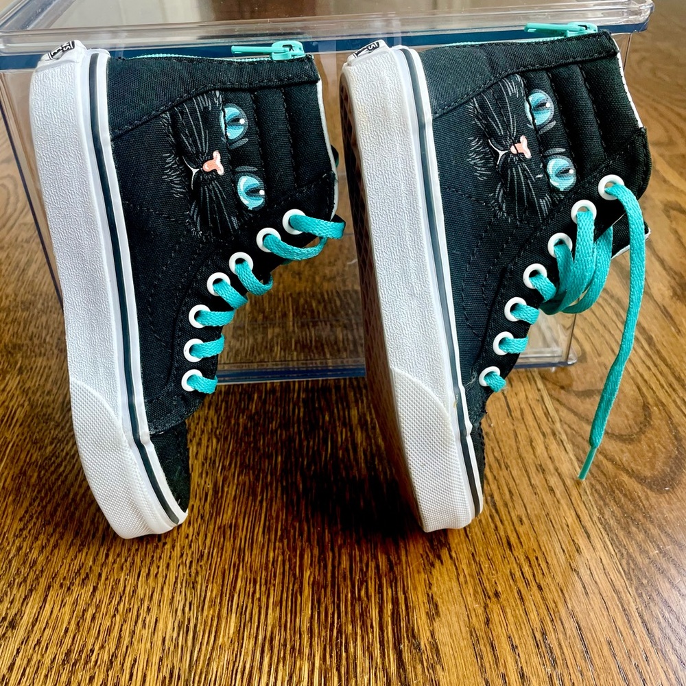 Toddler Black High Top VANS - US Toddler Size 10.5